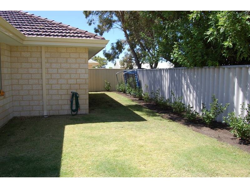 6 Golden Grove, Coodanup WA 6210