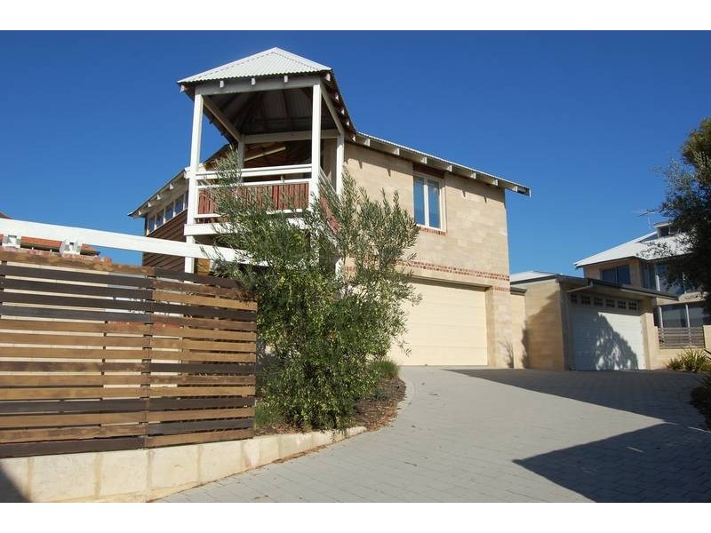 4 Lennard St, Marmion WA 6020