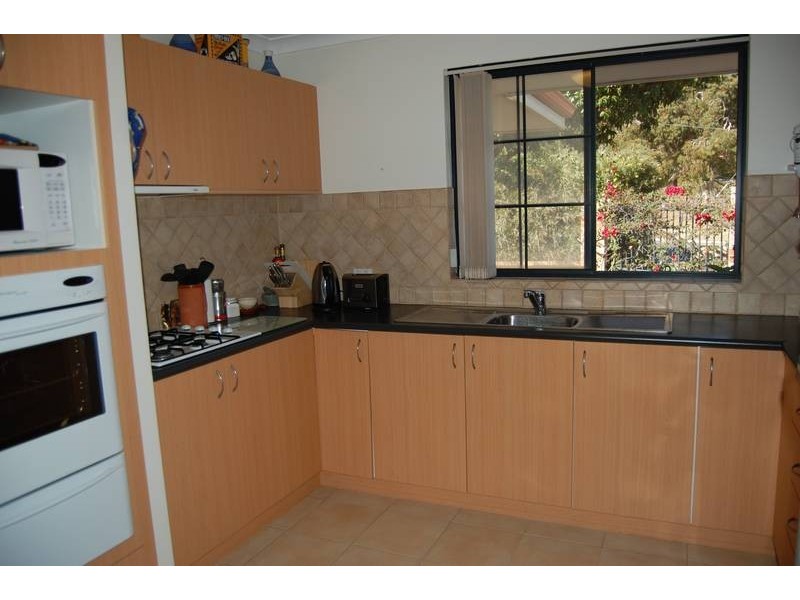 A/24 Escot Rd, Innaloo WA 6018