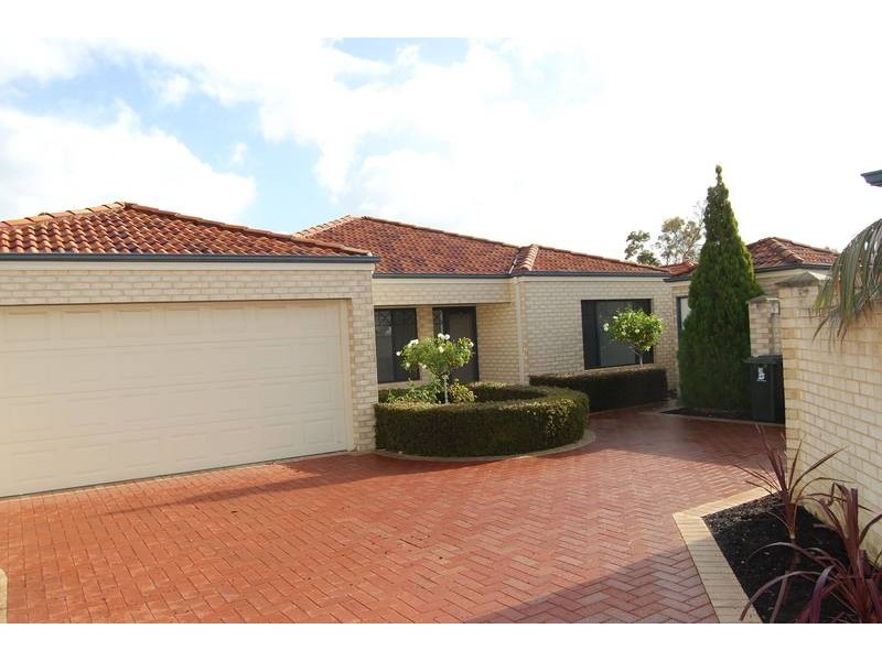 2/79 Leeds St, Dianella WA 6059