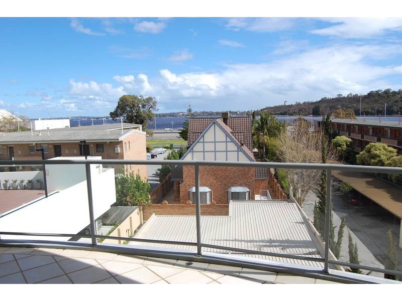 3/29 Mill Point Road, South Perth WA 6151