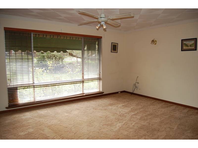 2/131 Odin Road, Innaloo WA 6018