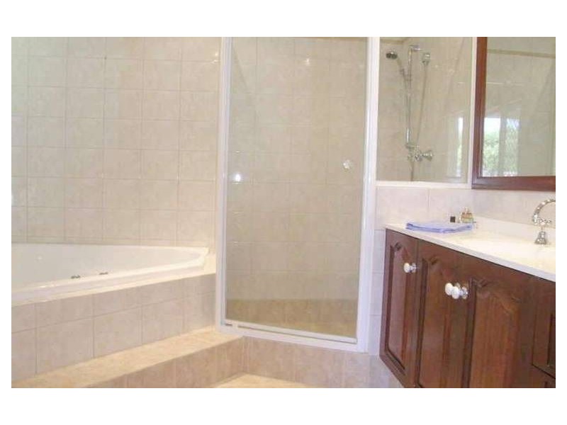 10 Glendale Avenue, Hamersley WA 6022