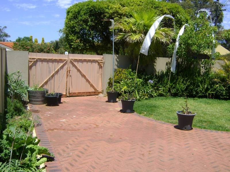 10 Glendale Avenue, Hamersley WA 6022