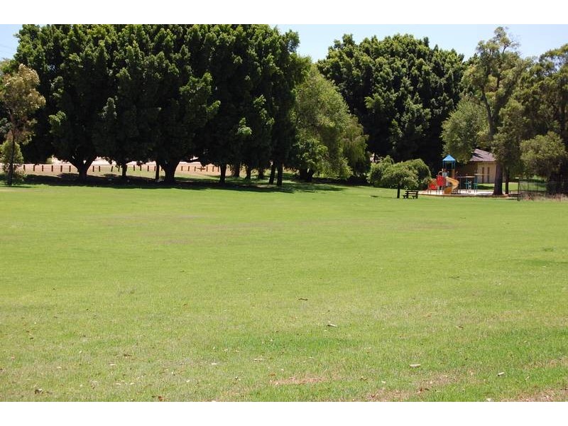 18C/18 Kilmurray Way, Balga WA 6061