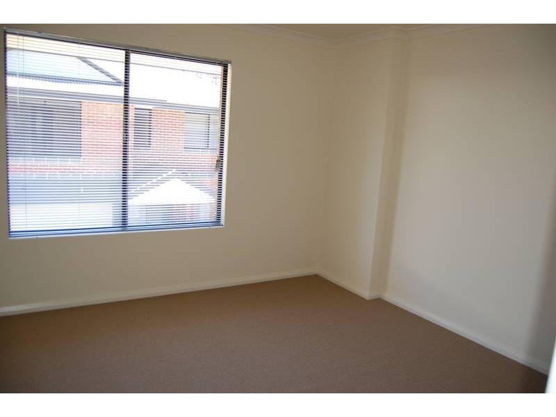 B/18 KILMURRAY WAY, Balga WA 6061