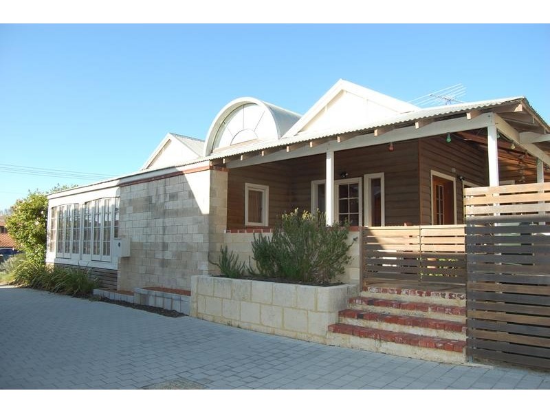 4 Lennard Street, Marmion WA 6020