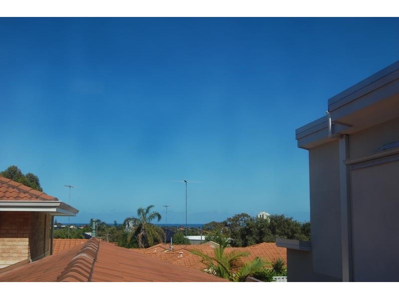 b/281 Grand Promenade, Doubleview WA 6018