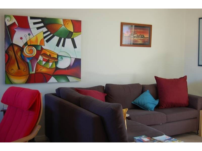 b/281 Grand Promenade, Doubleview WA 6018