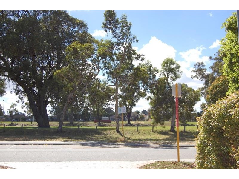 b/281 Grand Promenade, Doubleview WA 6018