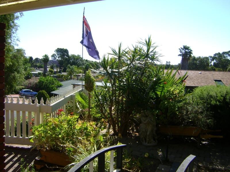 10 Wirilda Crescent, Greenwood WA 6024