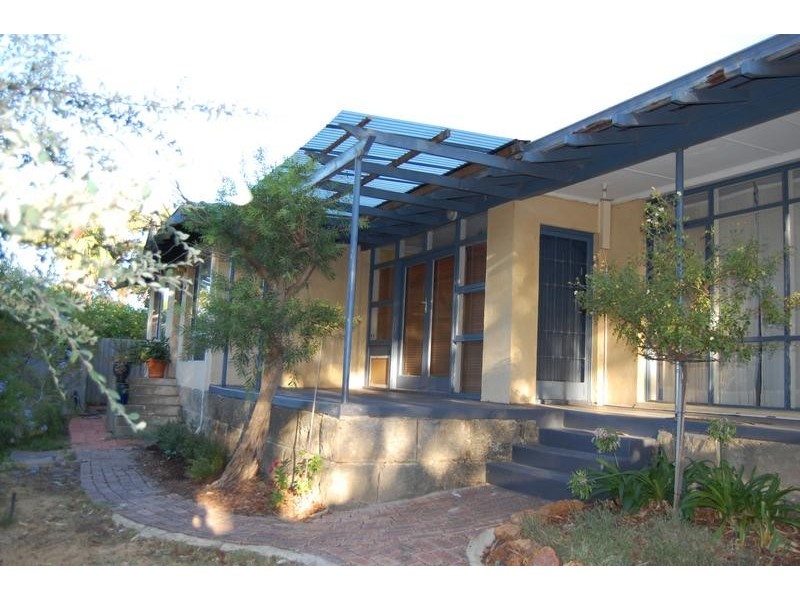 70 Hale Road, Wembley Downs WA 6019