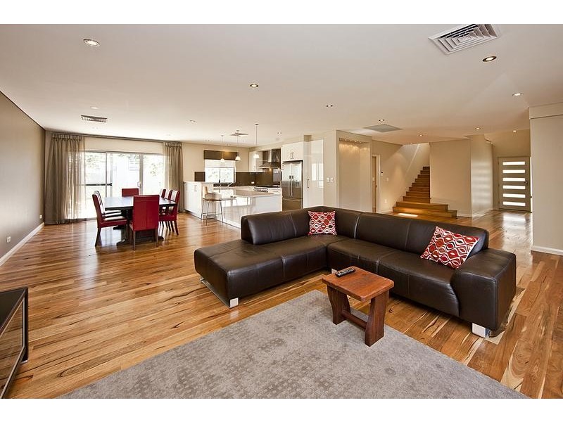 A/476 Karrinyup Road, Karrinyup WA 6018