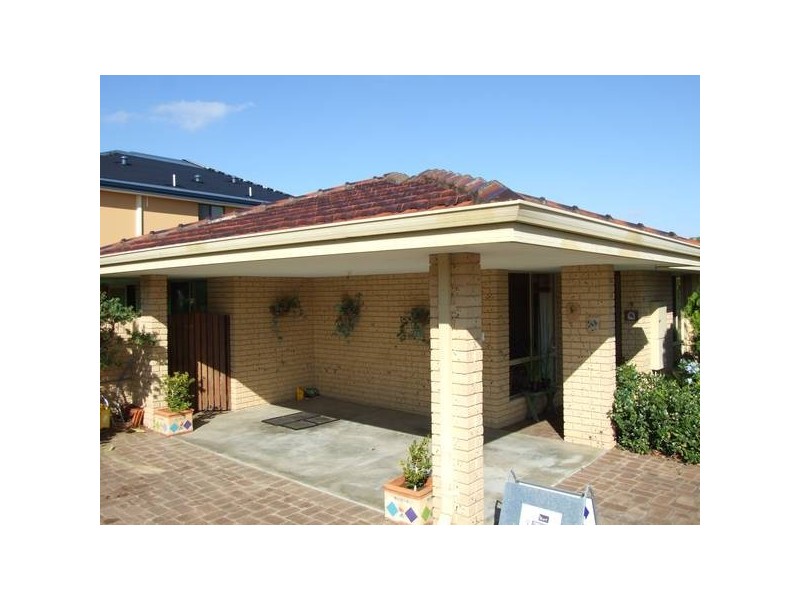 Beach St, Bicton WA 6157