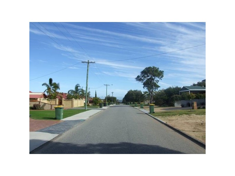 Beach St, Bicton WA 6157