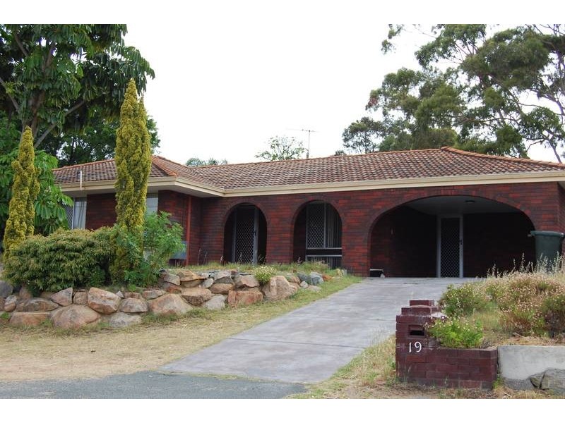 19 Wandina Place, Duncraig WA 6023
