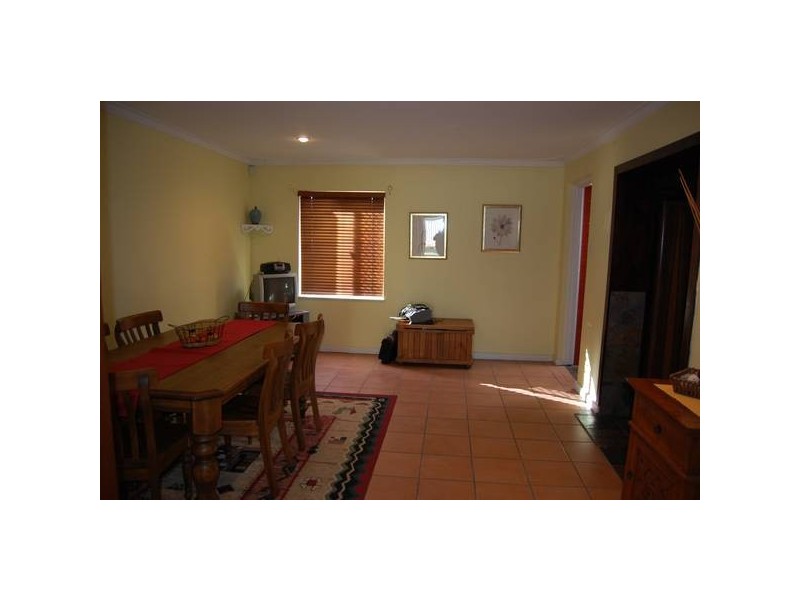 2/24 Hertha Place, Innaloo WA 6018