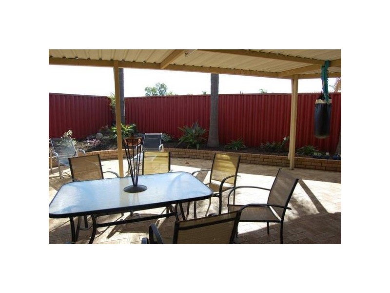 A/22 Rhiengold Place, Mirrabooka WA 6061