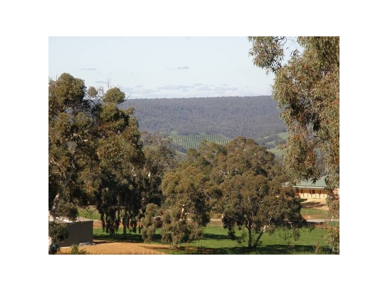 575 Dexter Chase, Lower Chittering WA 6084