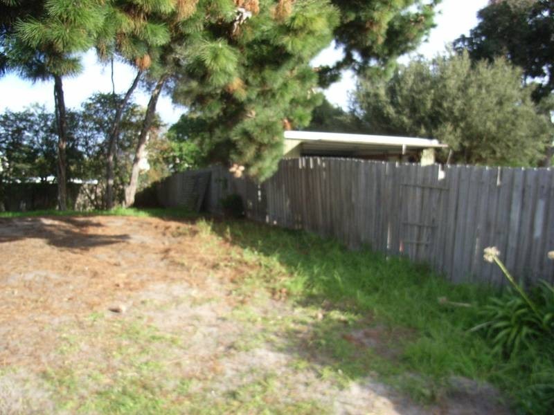 1/3 Walpole Avenue, Rosebud VIC 3939