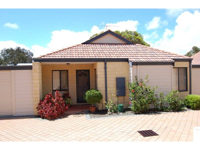 5/10 Norman Place, Innaloo WA 6018
