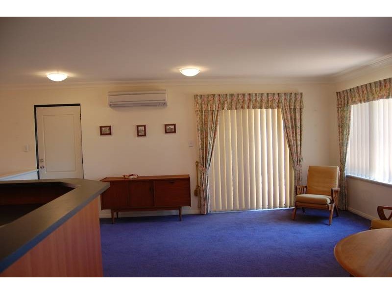 5/10 Norman Place, Innaloo WA 6018