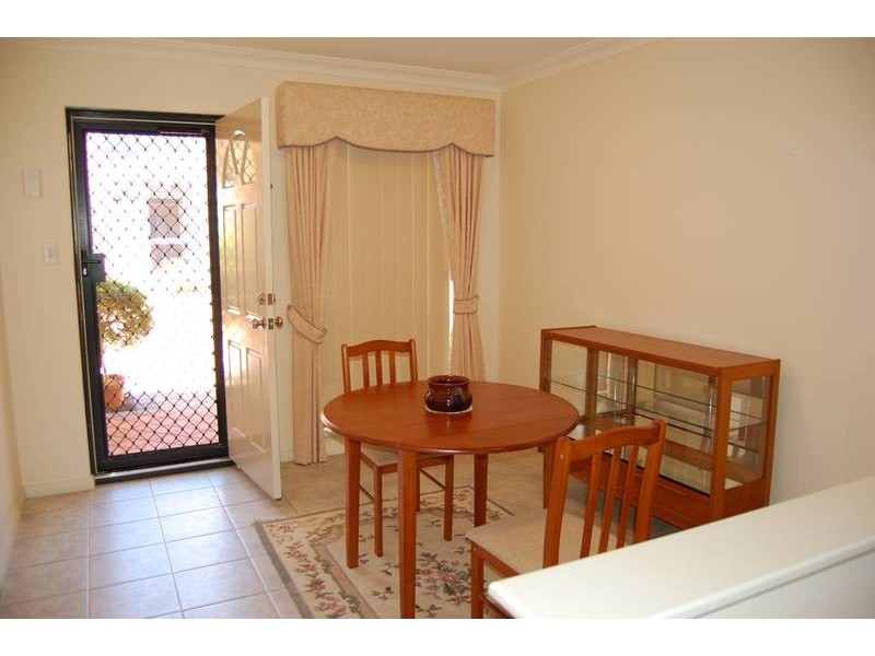 5/10 Norman Place, Innaloo WA 6018
