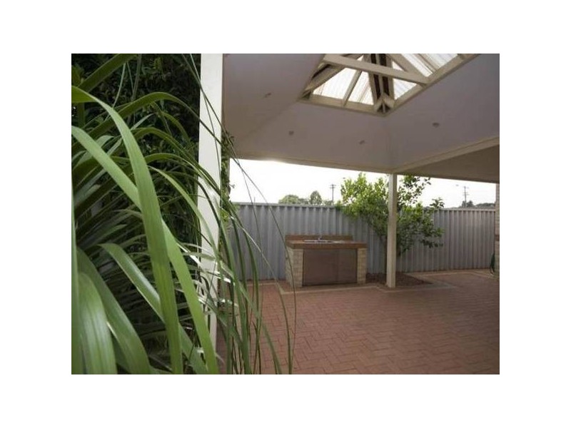 418 Karrinyup Rd, Gwelup WA 6018