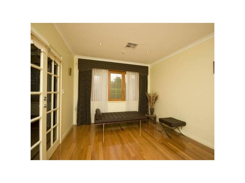 418 Karrinyup Rd, Gwelup WA 6018