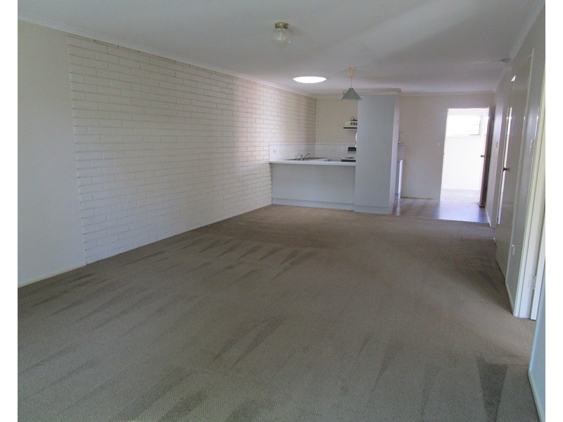 3/102 Amarina Avenue, Mooloolaba QLD 4557