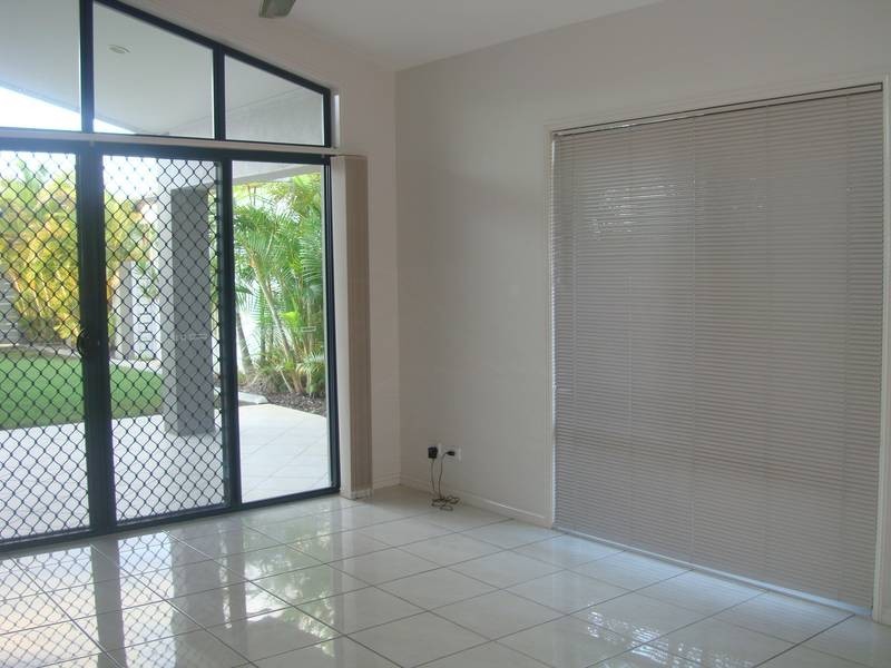 Kawana Island QLD 4575