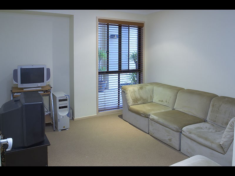 10 Mooloolah Island, Minyama QLD 4575