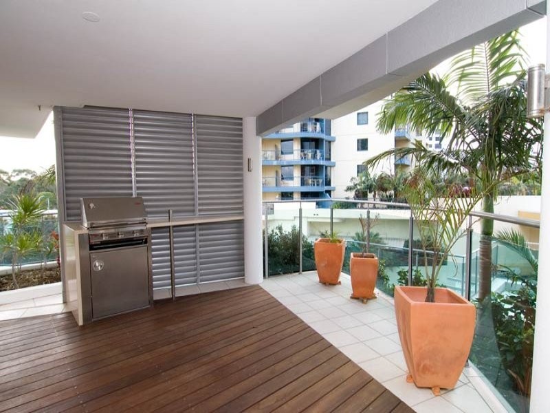 1/39-45 First Avenue, Mooloolaba QLD 4557