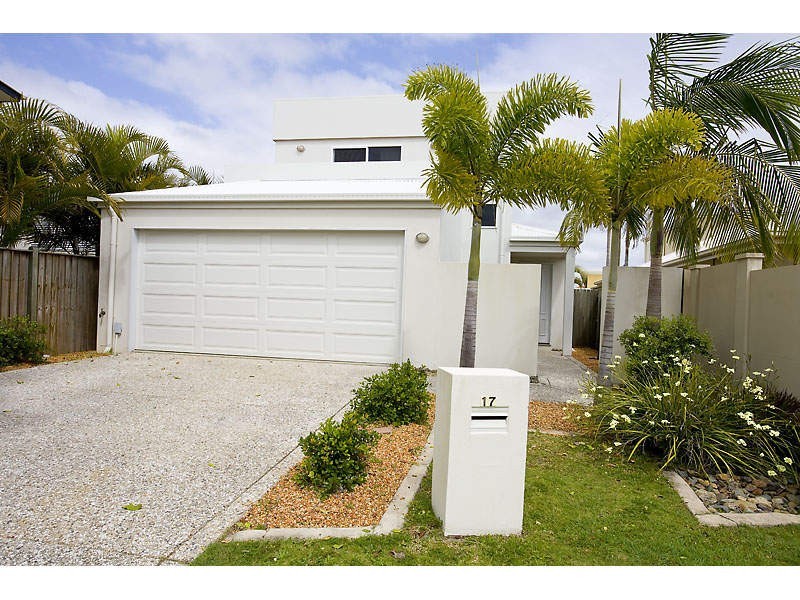 17 Majorca Place, Kawana Island QLD 4575