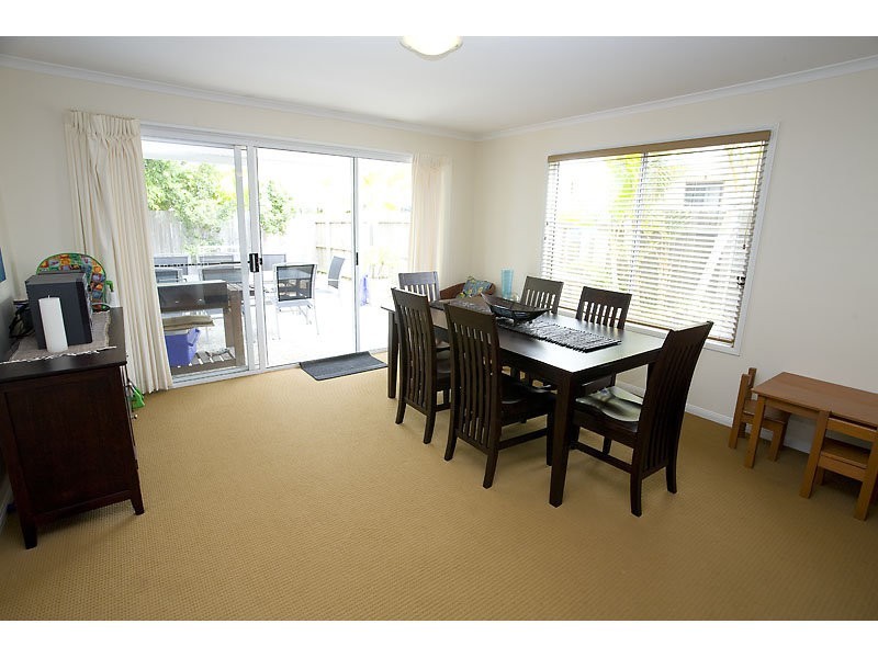 17 Majorca Place, Kawana Island QLD 4575