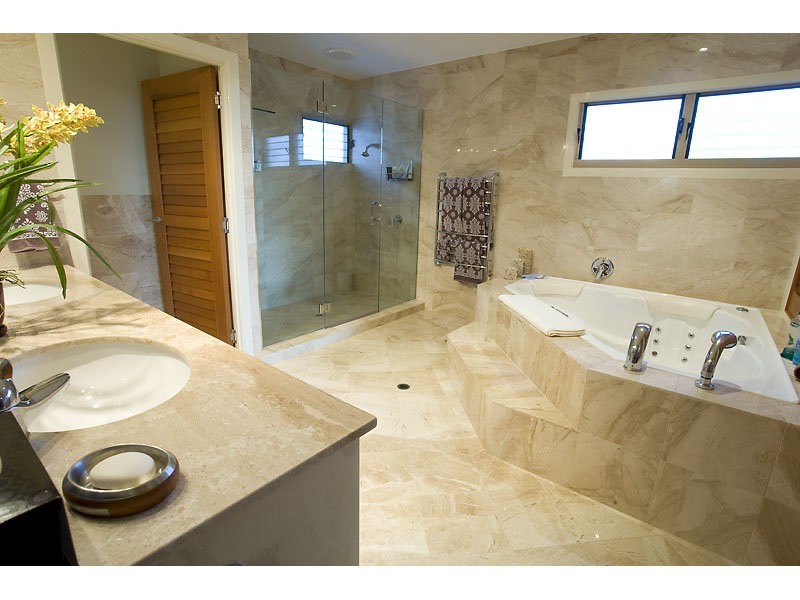 107 Mooloolah Drive, Minyama QLD 4575