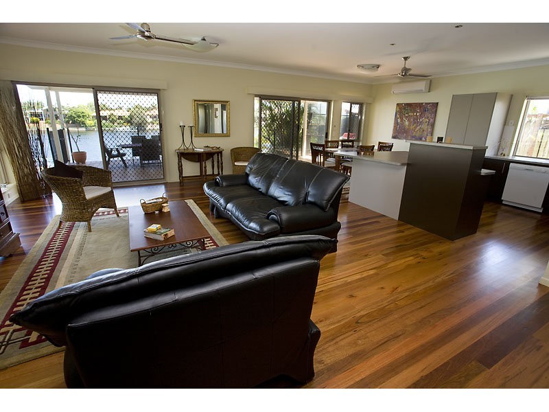11 Mizzen Close, Wurtulla QLD 4575