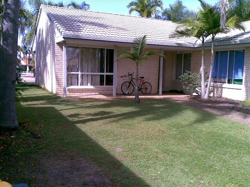 6 Balyarta Crescent, Mooloolaba QLD 4557