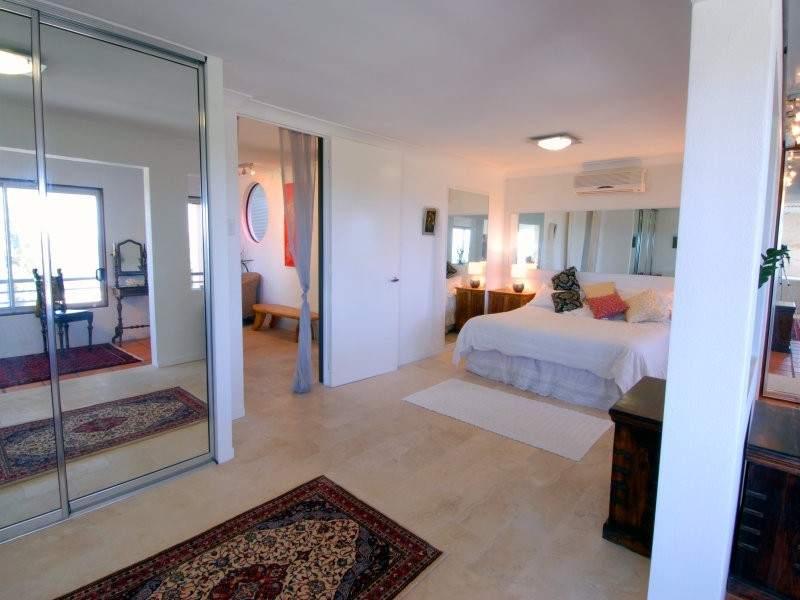 21 Yakola Pde, Alexandra Headland QLD 4572