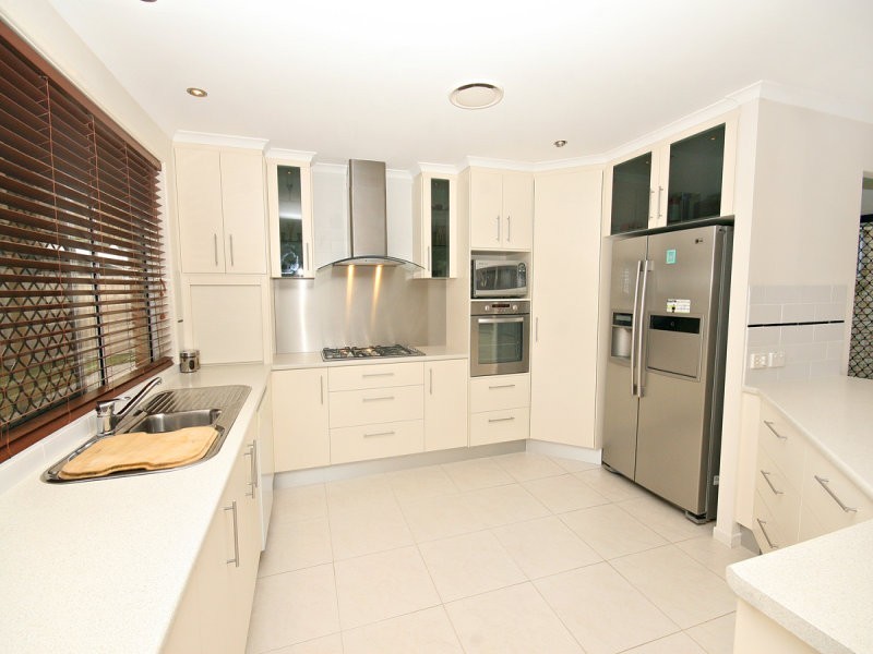3 Imara Court, Mountain Creek QLD 4557