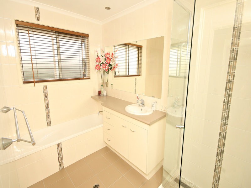 3 Imara Court, Mountain Creek QLD 4557