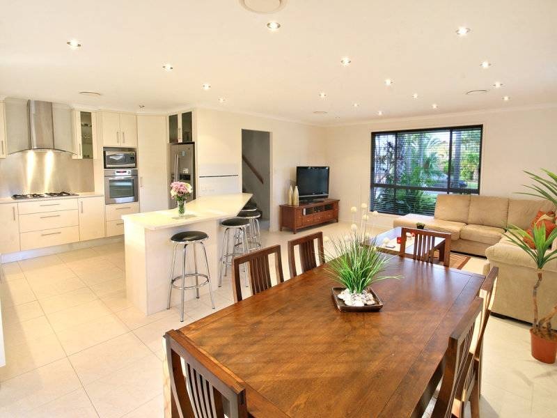3 Imara Court, Mountain Creek QLD 4557