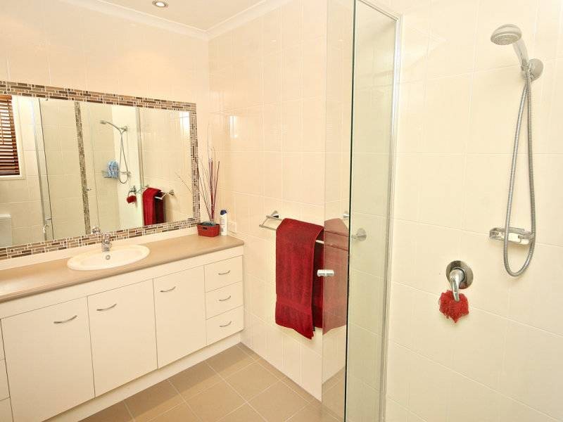 3 Imara Court, Mountain Creek QLD 4557