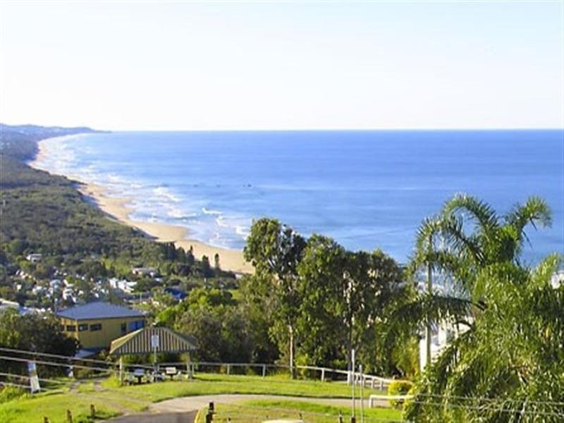 18 Grandview Drive, Coolum Beach QLD 4573