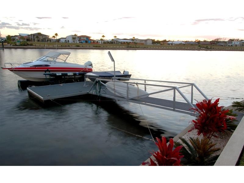 54 Sunbird Chase, Buddina QLD 4575
