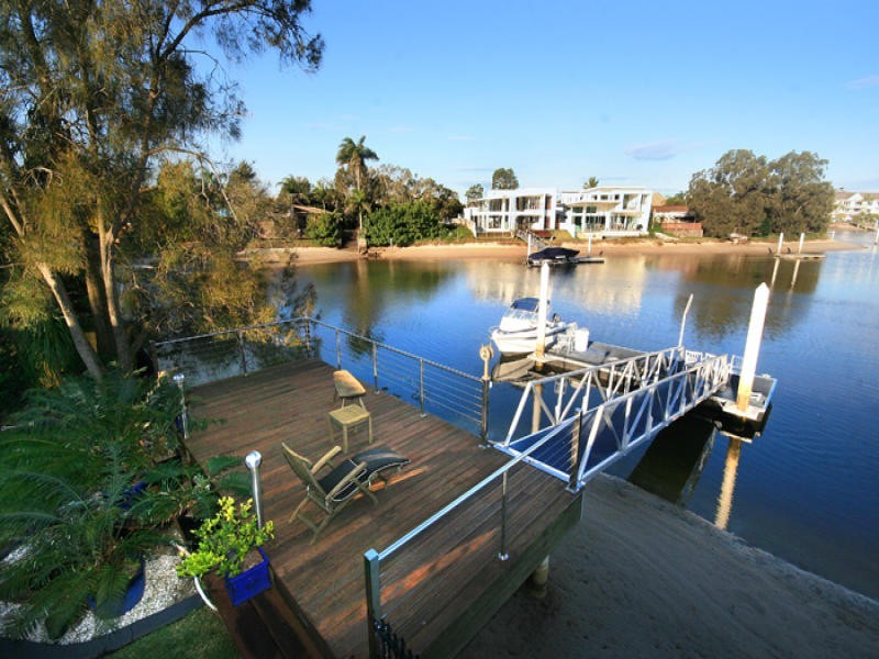 49 Tarcoola Avenue, Mooloolaba QLD 4557