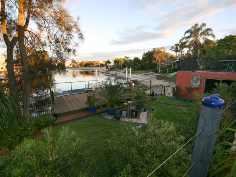 49 Tarcoola Avenue, Mooloolaba QLD 4557
