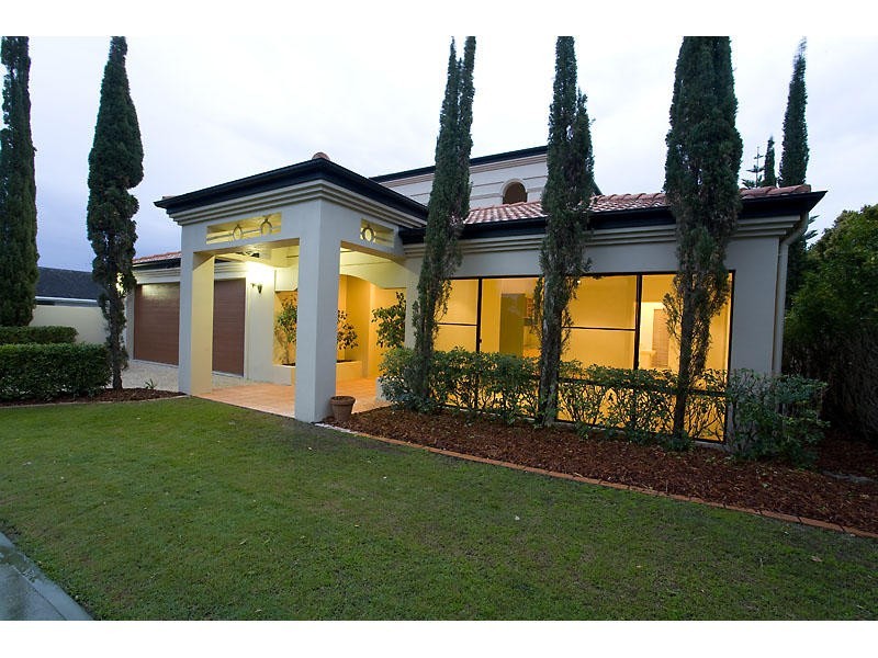 44 Mooloolah Drive, Minyama QLD 4575