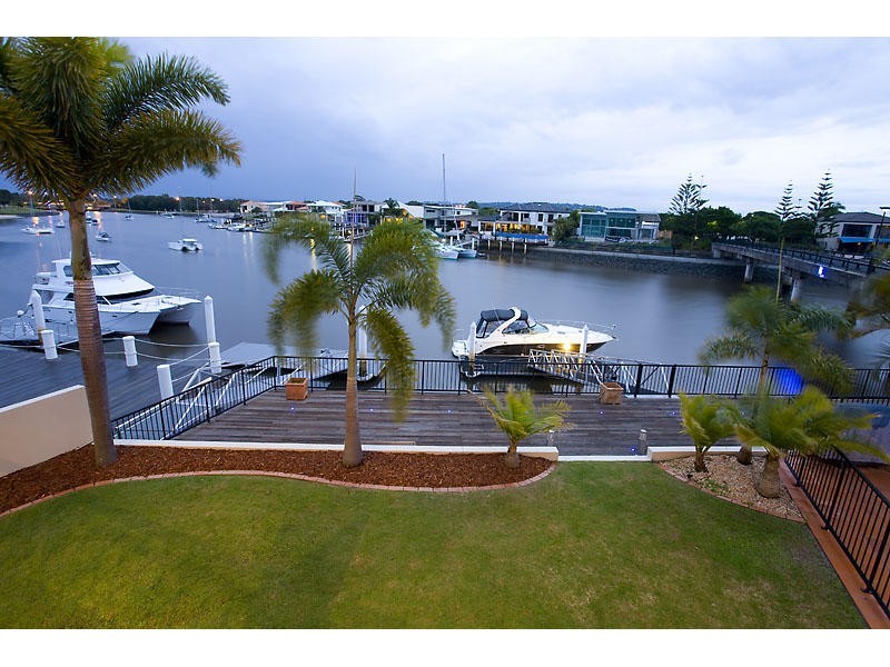 44 Mooloolah Drive, Minyama QLD 4575