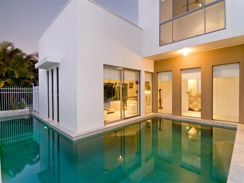 19 Cayman Place, Kawana Island QLD 4575